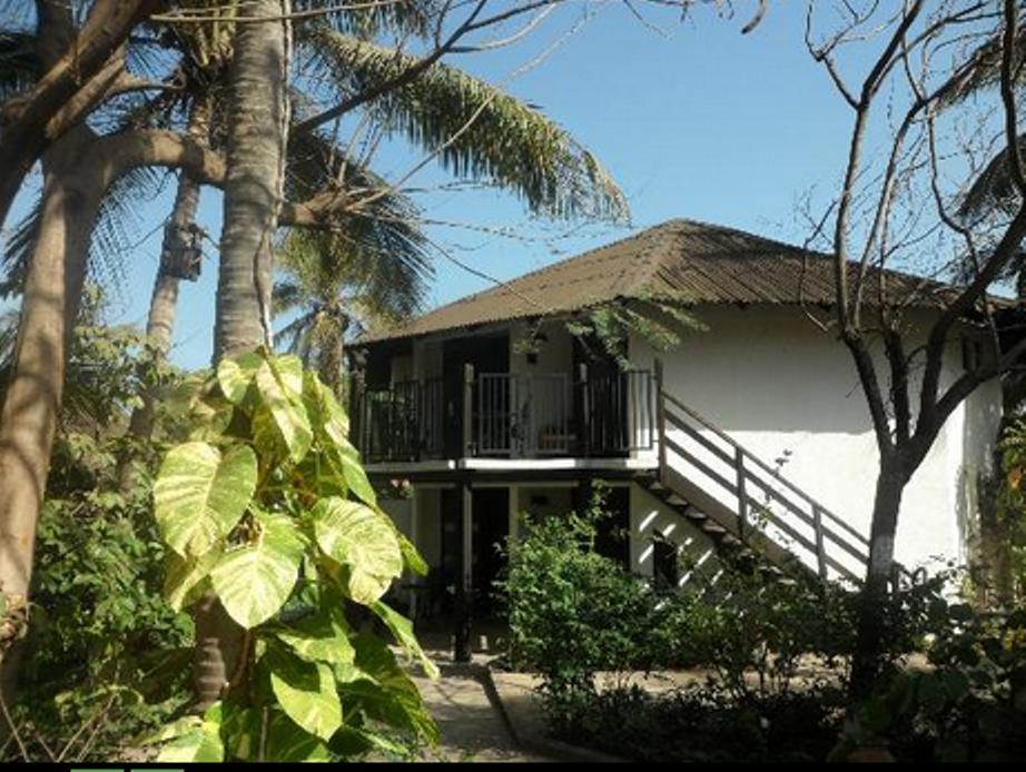 Bakotu Hotel Exterior photo